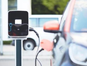 Elektrikli araçlarda 500 km menzili rahatlıkla aşan otomobiller açıklandı