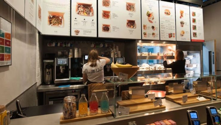 Herkesin gittiği dev yemek zinciri havlu attı! Bir gecede 22 şubesini kapattı