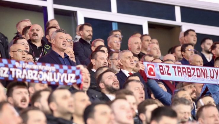Maç bitti Trabzonspor tribünlerinden istifa sesleri yükseldi