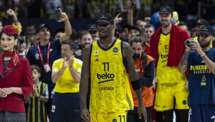 ‘Para için oynamayız’ demişti! Nigel Hayes-Davis rekor ücrete Fenerbahçe’yi sildi