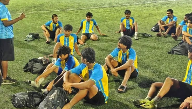 Rakipleri maça çıkmayınca küme düştüler