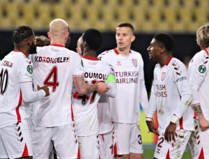 Samsunspor Shkendija deplasmanından avantajla döndü