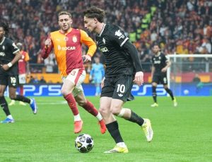 Tarihi hezimetin faturası milli yıldıza kesildi! Yerden yere vurdular