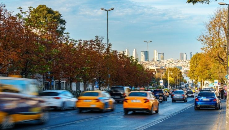 Trafikte korsan devri kapandı: Kurala uymayana 100 bin TL ceza kesilecek, ehliyeti geri alınacak