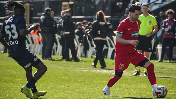 TRT spikerinin Sarıyer-Amed maçındaki yorumu sosyal medyayı ayağa kaldırdı